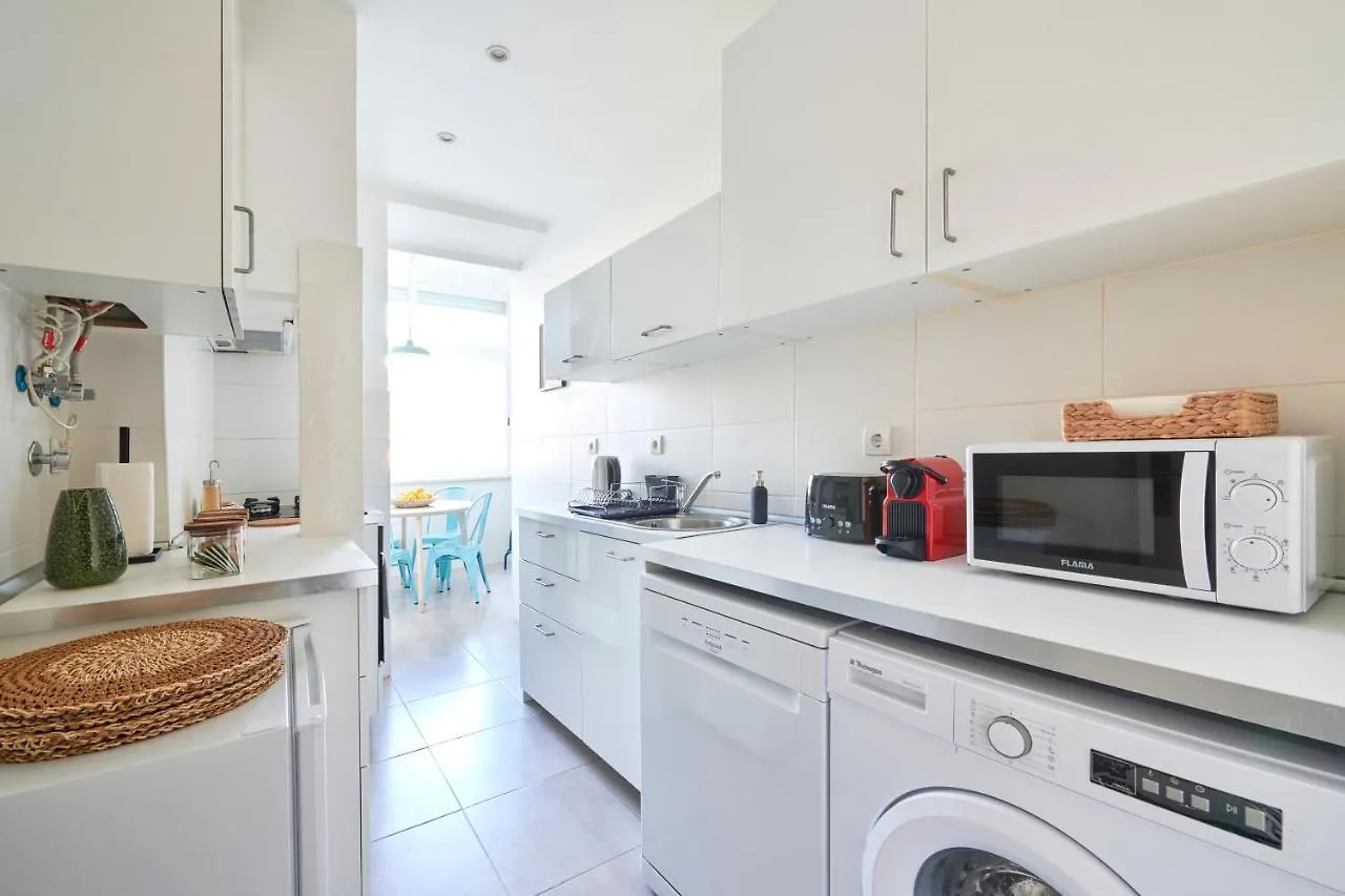 아파트 Quiet And Central 2Br Apt, By Timecooler 리스본 포르투갈