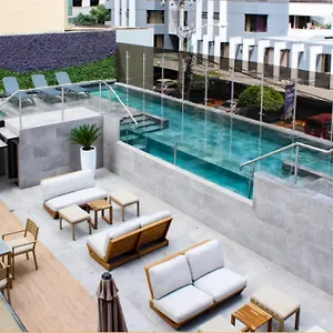 1 Habitacion, Edificio Eon, Zona 10, Venecia Apartamento Guatemala