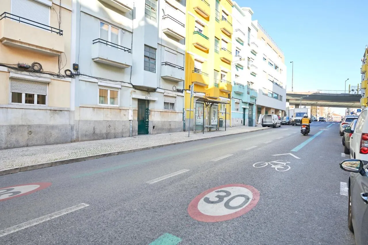 Apartmán Quiet And Central 2Br Apt, By Timecooler Lisboa