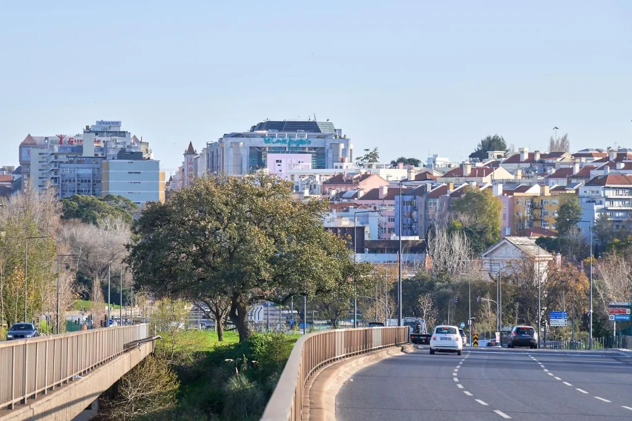 Quiet And Central 2Br Apt, By Timecooler Lisboa Apartmán